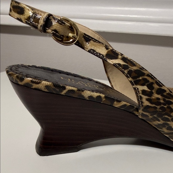Franco Sarto Leopard Print Heels - size 8M - Picture 9 of 9